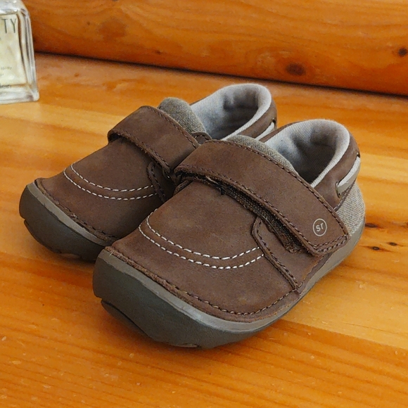 Stride rite leather first walker shoes! - Picture 1 of 3
